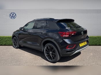 Used Volkswagen T-Roc 2023 for sale - 78313261: Photo