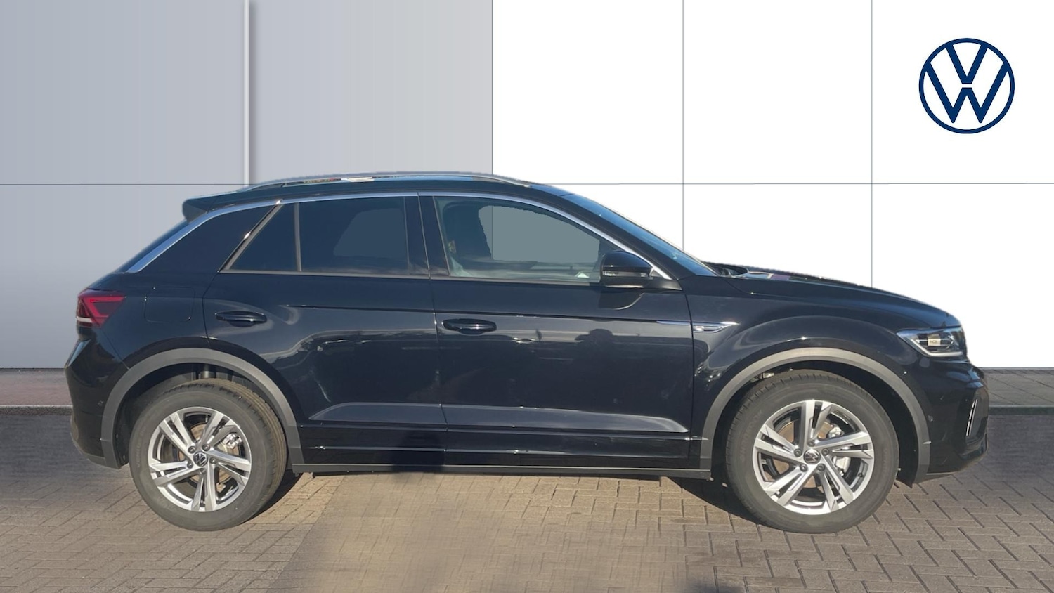 Used Volkswagen T-Roc 2025 for sale - 76063700: Photo 4