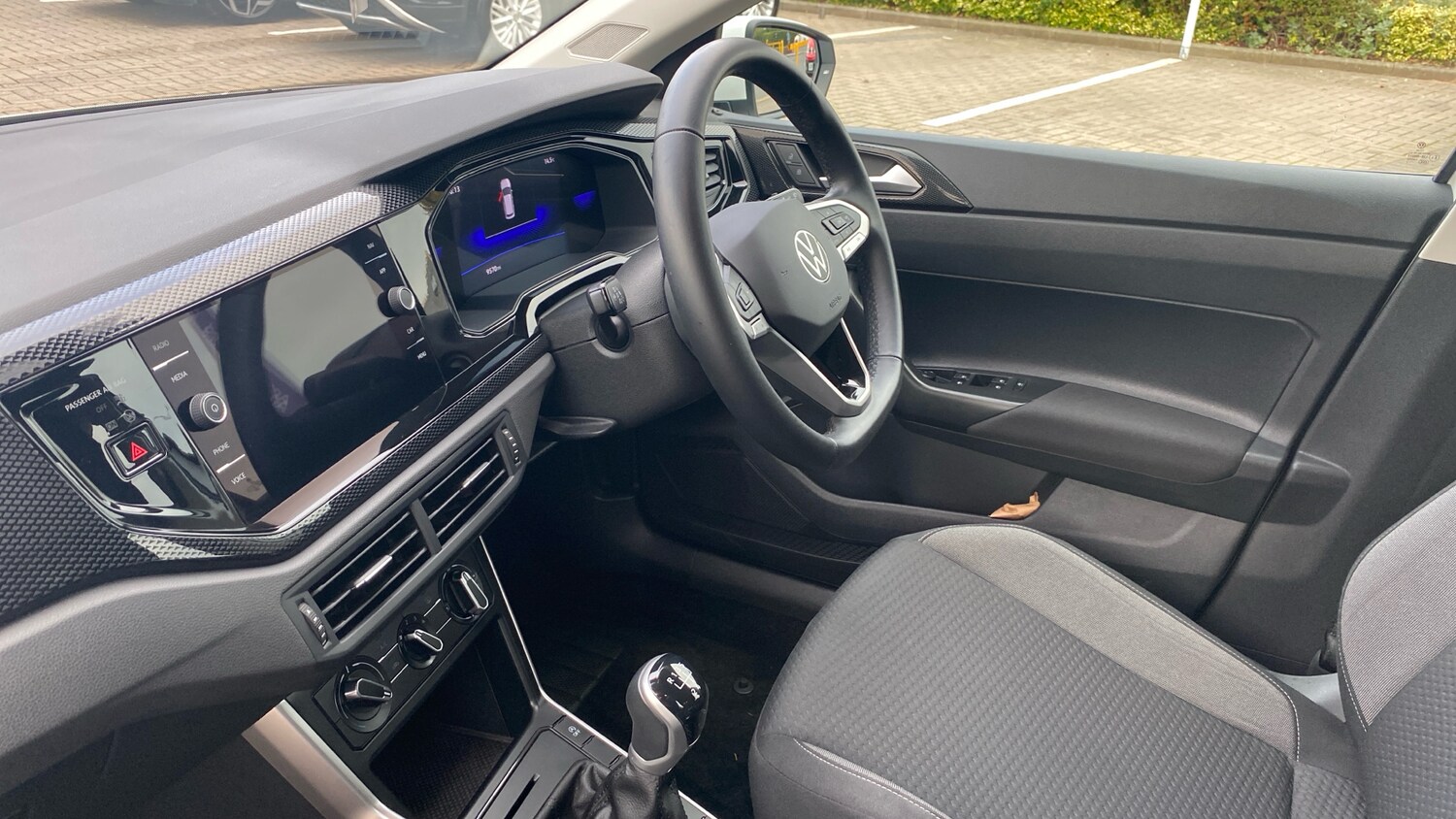 Used Volkswagen Polo 2023 for sale - 76252551: Photo 2