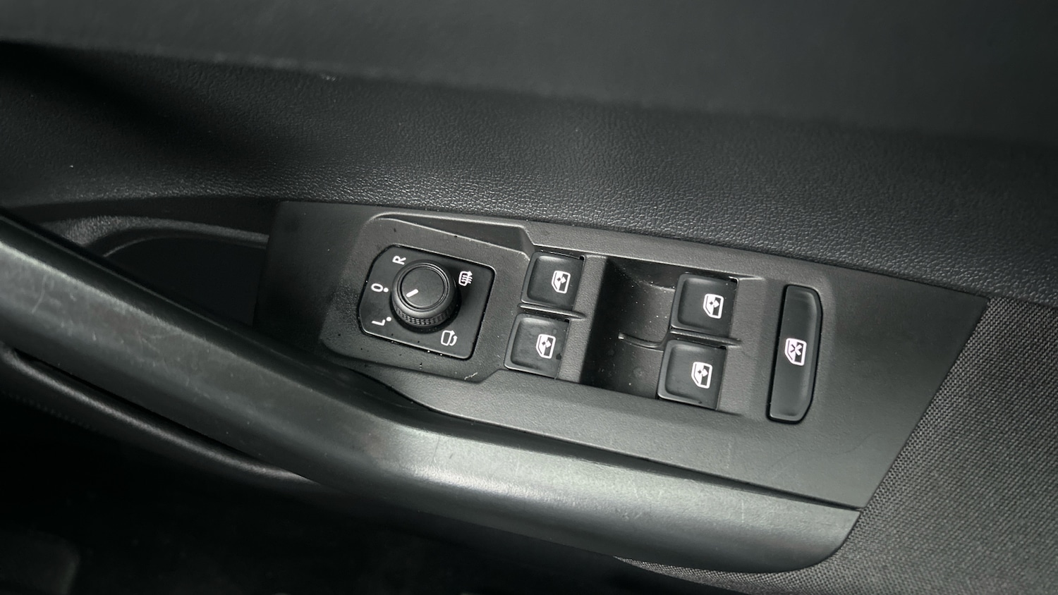 Used Volkswagen Polo 2023 for sale - 77777441: Photo 27