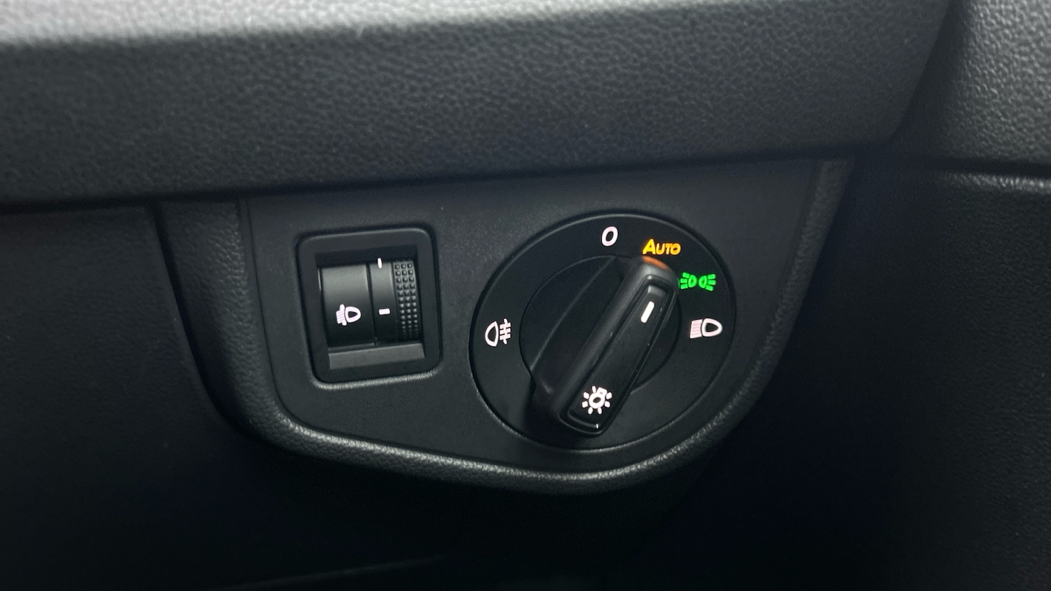 Used Volkswagen Polo 2023 for sale - 77777441: Photo 29