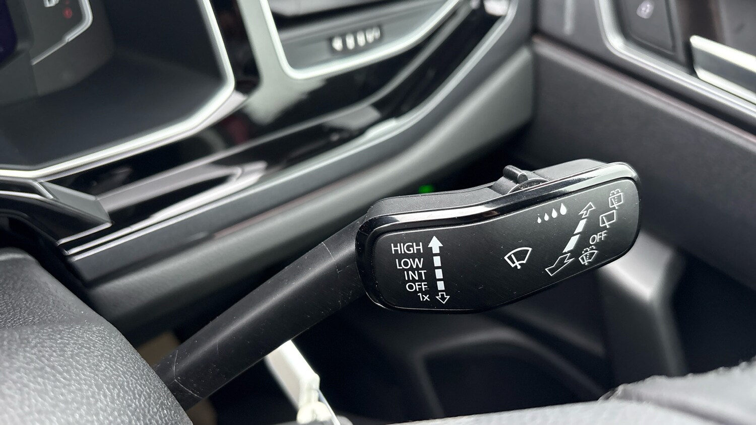 Used Volkswagen Polo 2022 for sale - 77541272: Photo 38