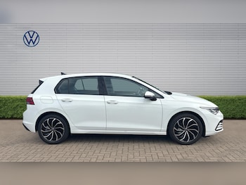 Used Volkswagen Golf 2023 for sale - 79173338: Photo