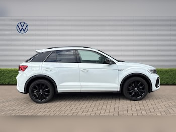 Used Volkswagen T-Roc 2023 for sale - 78620570: Photo