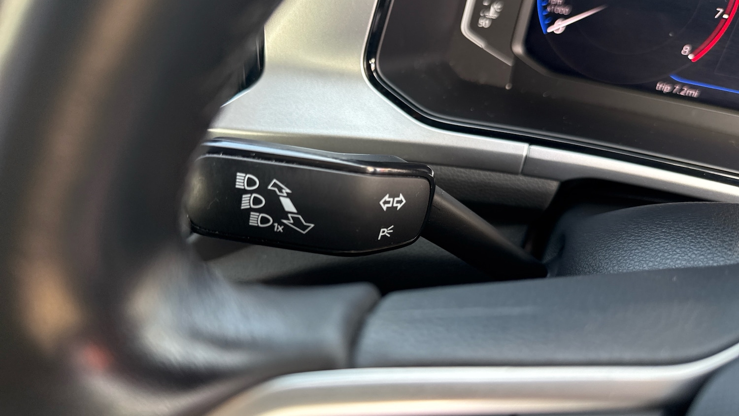 Used Volkswagen T-Roc 2022 for sale - 76576522: Photo 24