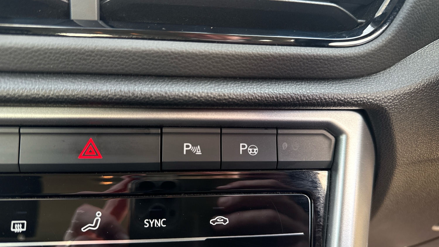 Used Volkswagen T-Roc 2022 for sale - 76576522: Photo 29