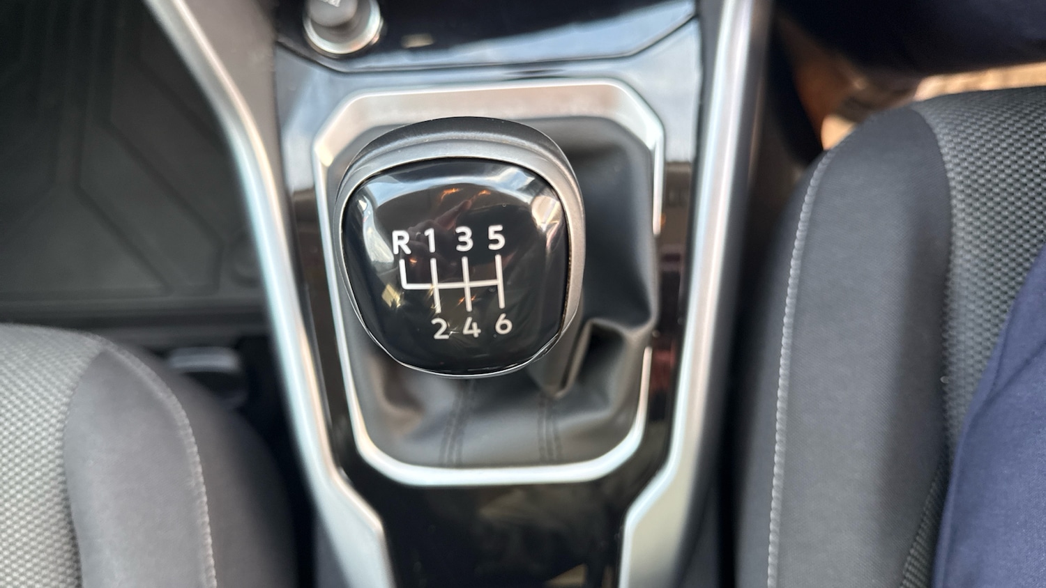 Used Volkswagen T-Roc 2022 for sale - 76576522: Photo 32