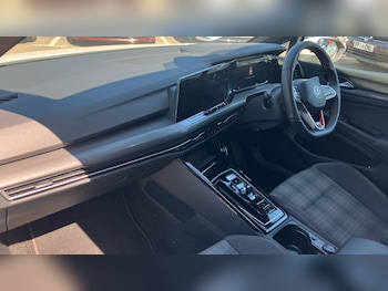Used Volkswagen Golf 2023 for sale - 79124956: Photo
