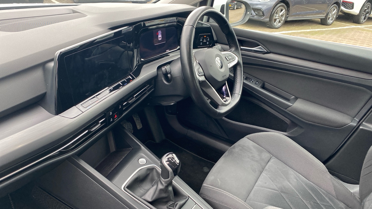 Used Volkswagen Golf 2022 for sale - 77641204: Photo 2