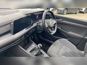 Used Volkswagen Golf 2022 for sale - 77641204: Photo