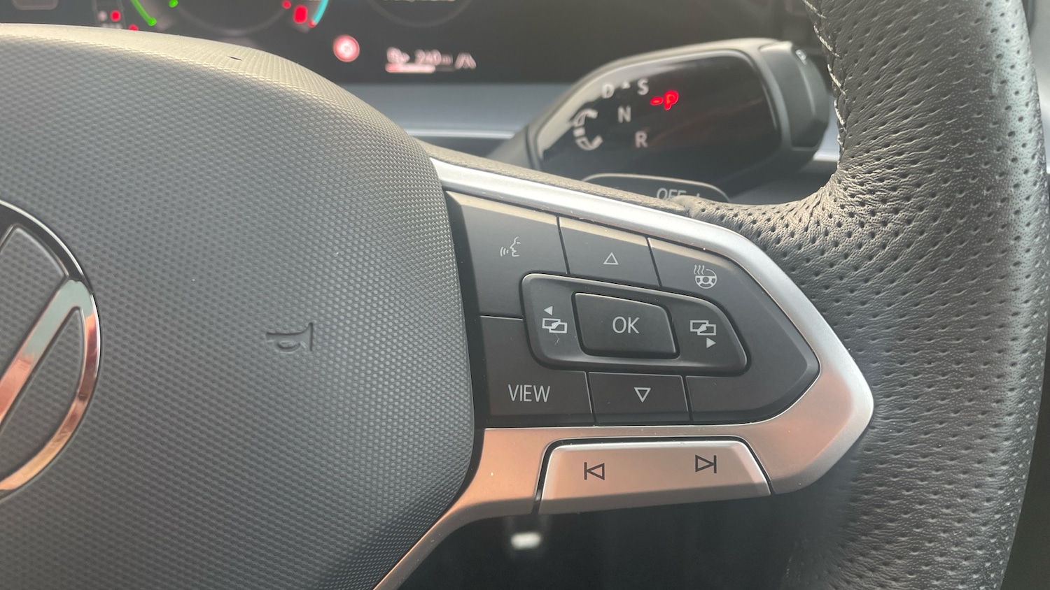 Used Volkswagen Touran 2025 for sale - 77077223: Photo 18