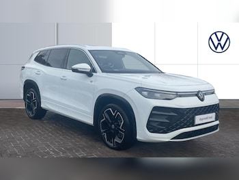 2025 (75) - 1.5 TSI eHybrid R-Line Edition 5dr DSG6 Estate