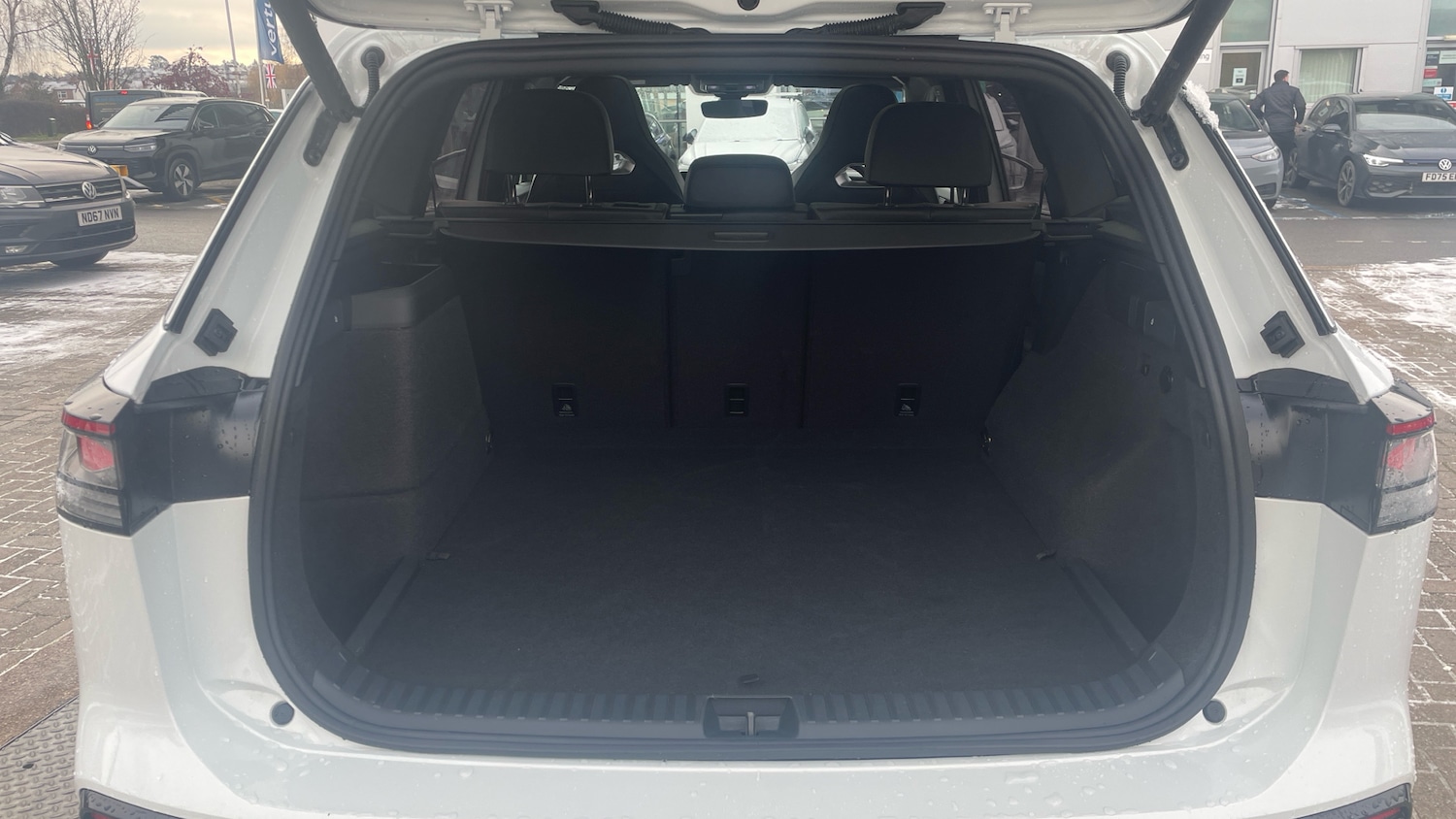 Used Volkswagen Touran 2025 for sale - 77077223: Photo 20