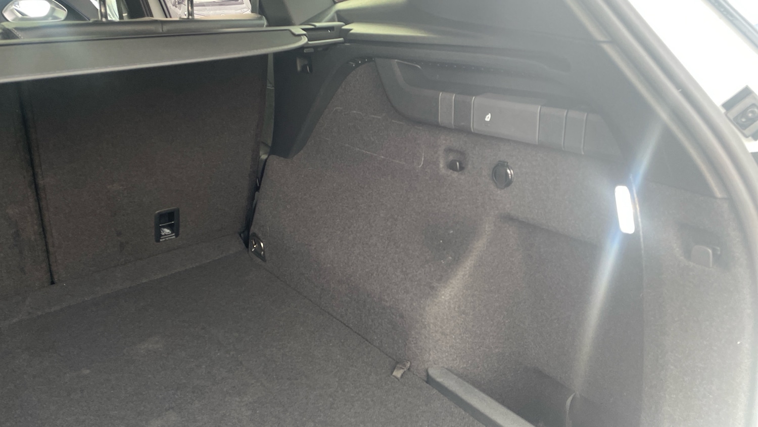 Used Volkswagen Touran 2025 for sale - 77077223: Photo 27