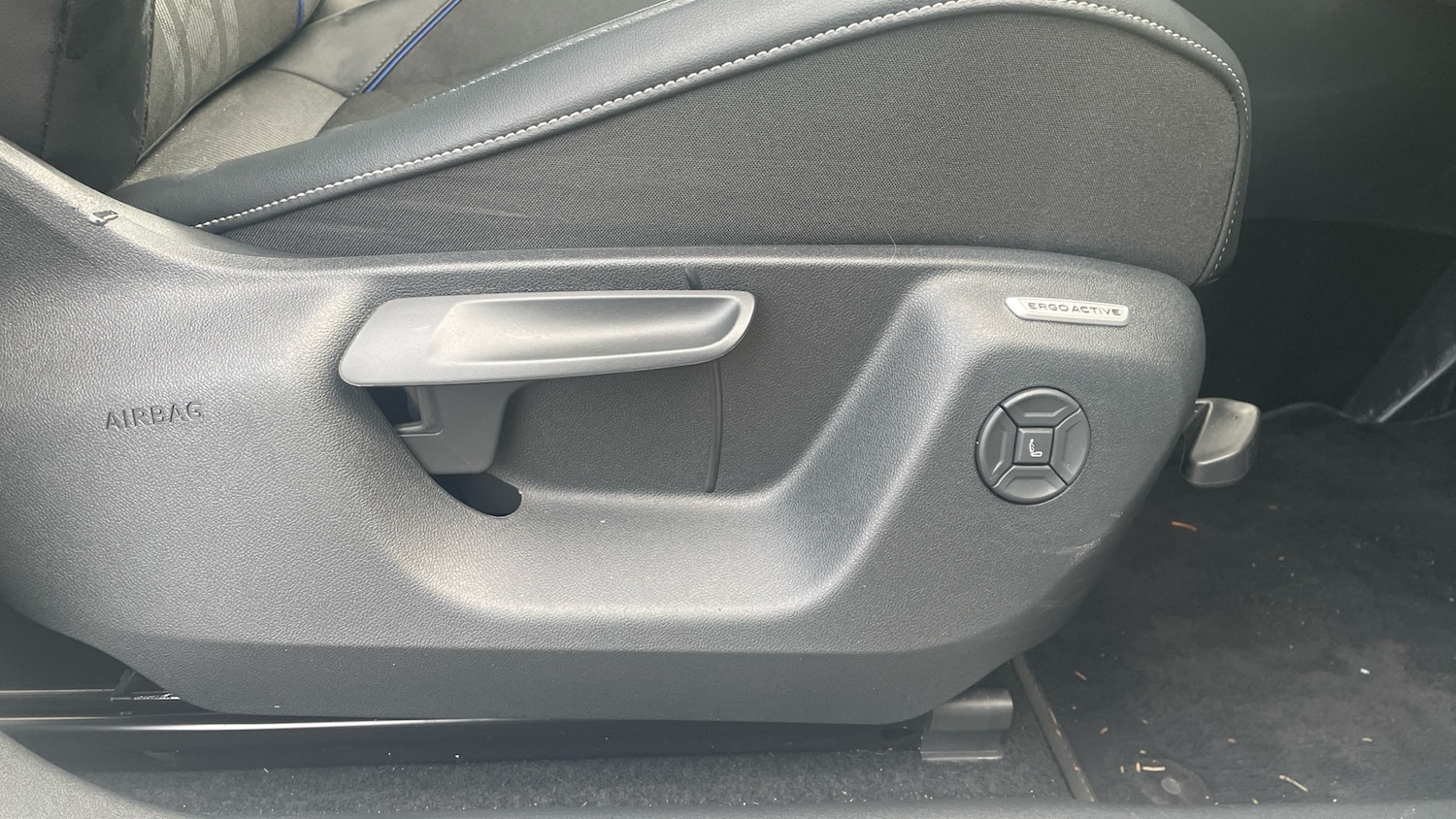 Used Volkswagen Touran 2025 for sale - 77077223: Photo 36