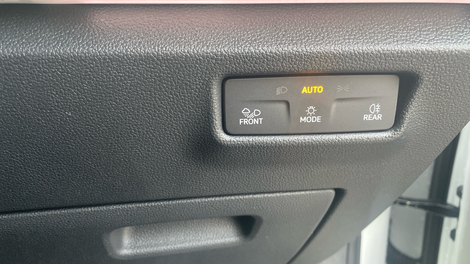 Used Volkswagen Touran 2025 for sale - 77077223: Photo 40