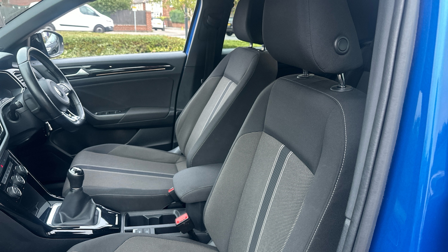 Used Volkswagen T-Roc 2021 for sale - 76384225: Photo 23