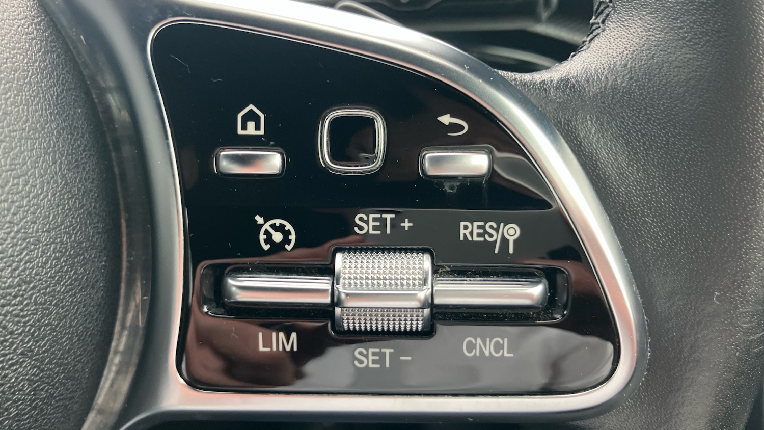 Used Mercedes-Benz A-Class 2018 for sale - 78012552: Photo 18