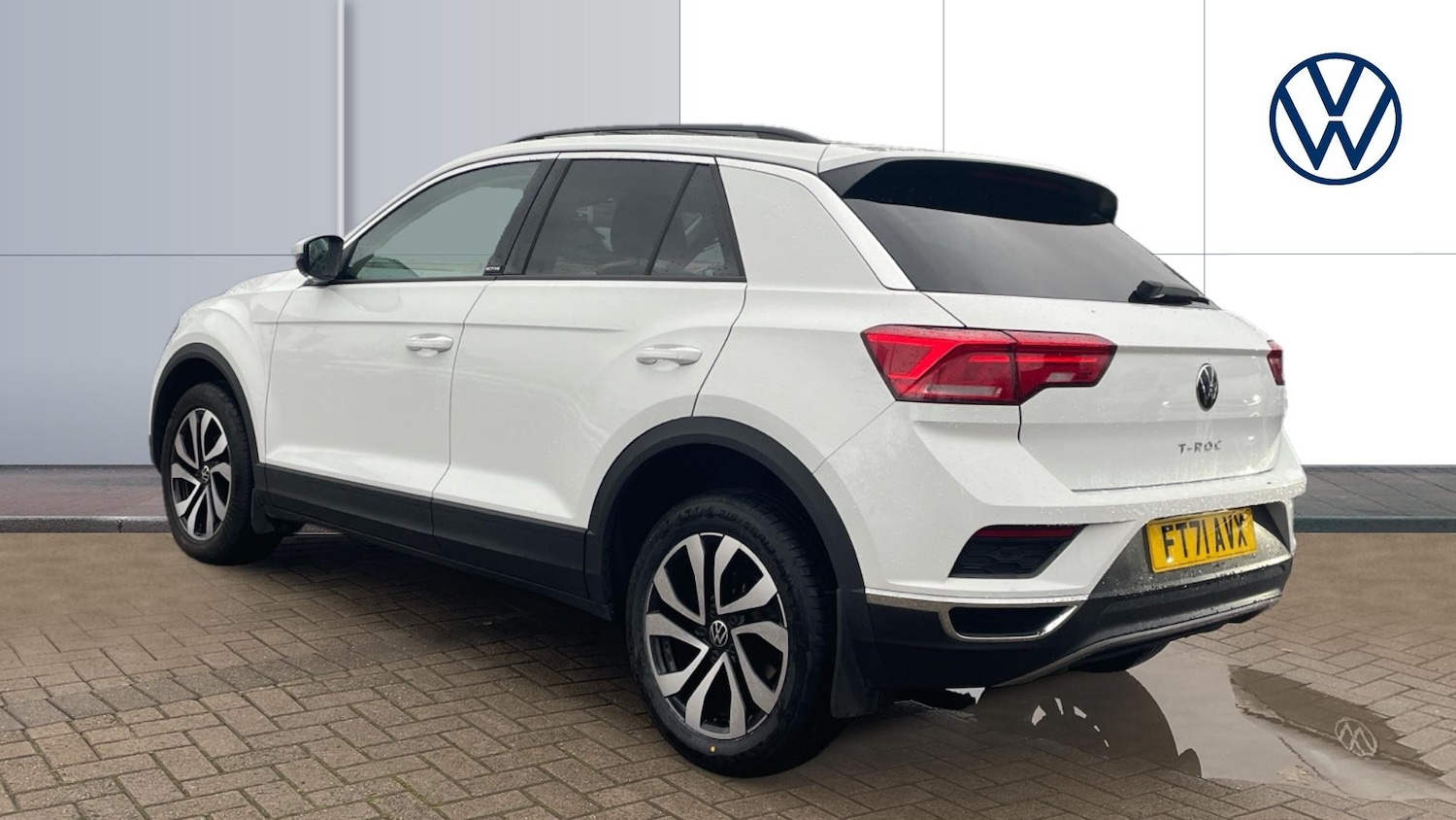 Used Volkswagen T-Roc 2022 for sale - 76545203: Photo 3
