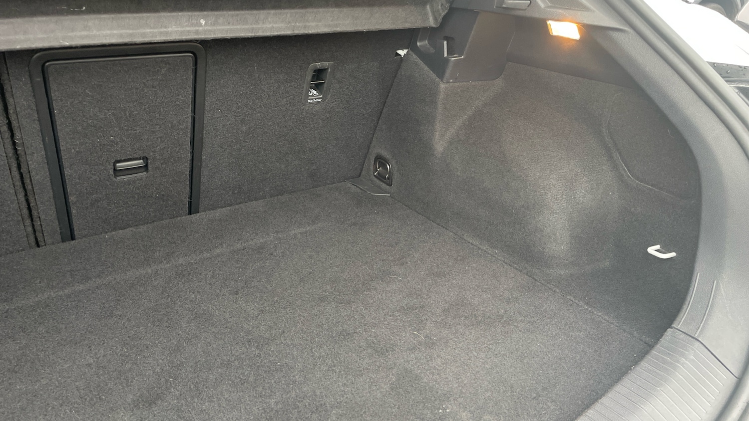 Used Volkswagen T-Roc 2022 for sale - 76545203: Photo 36