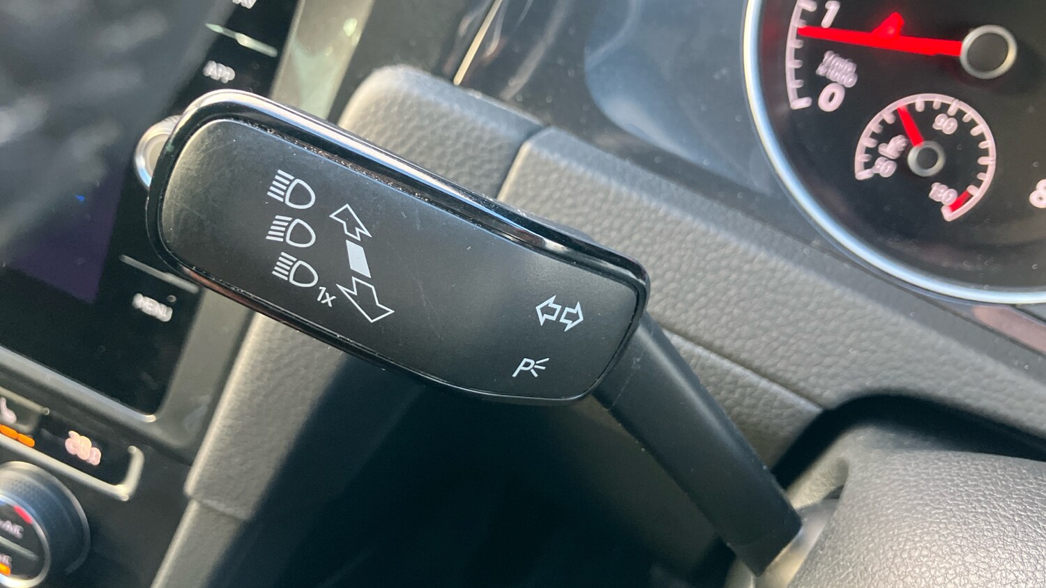 Used Volkswagen Golf 2020 for sale - 76627771: Photo 23