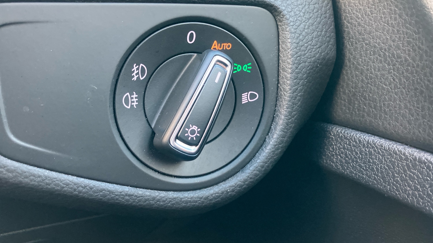 Used Volkswagen Golf 2020 for sale - 76627771: Photo 26