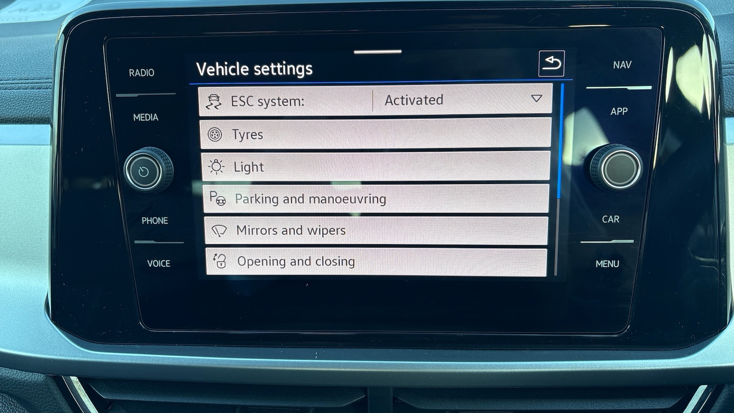 Used Volkswagen T-Roc 2025 for sale - 77406830: Photo 33