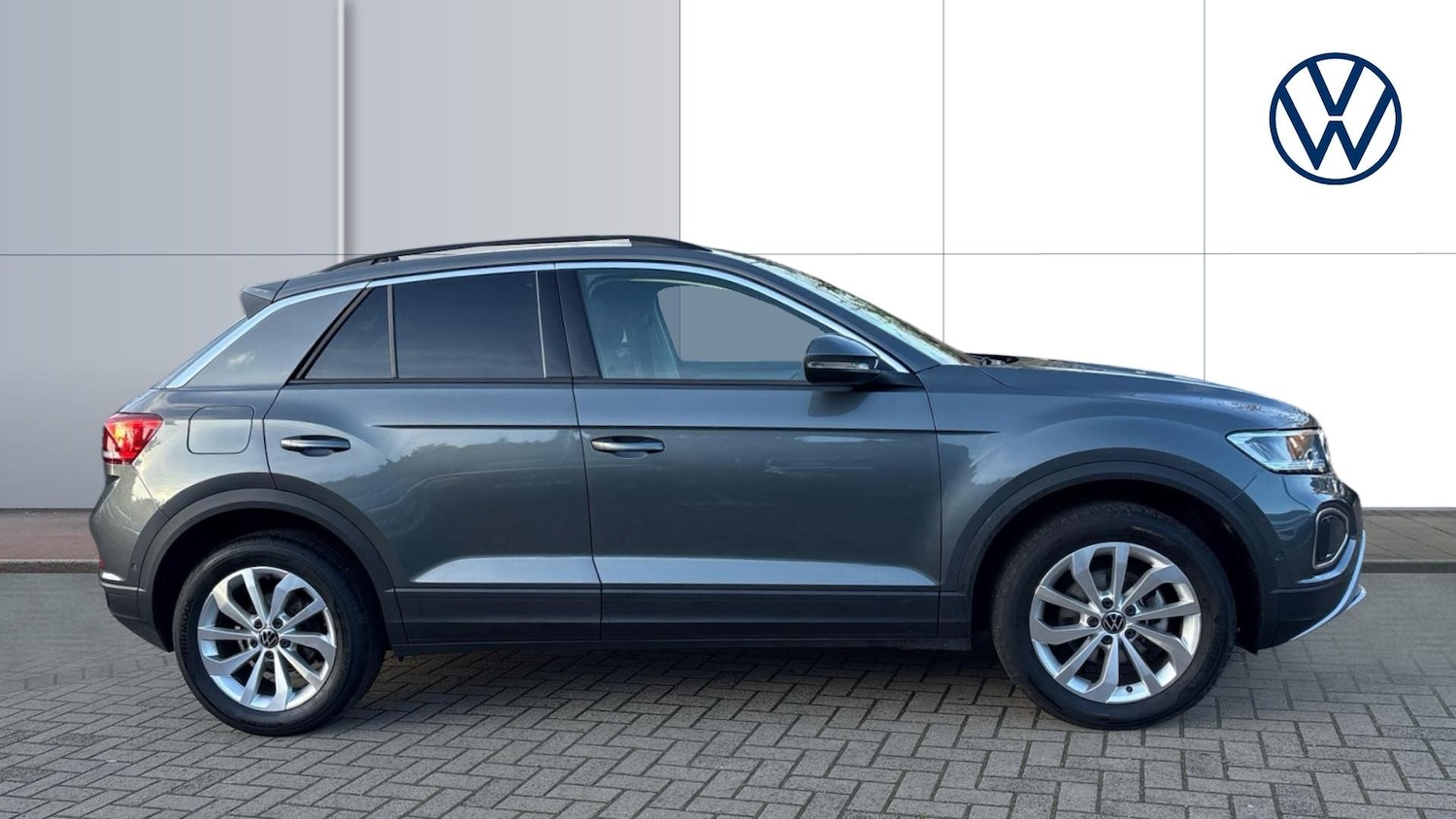 Used Volkswagen T-Roc 2025 for sale - 77406830: Photo 4
