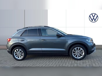 Used Volkswagen T-Roc 2025 for sale - 77406830: Photo
