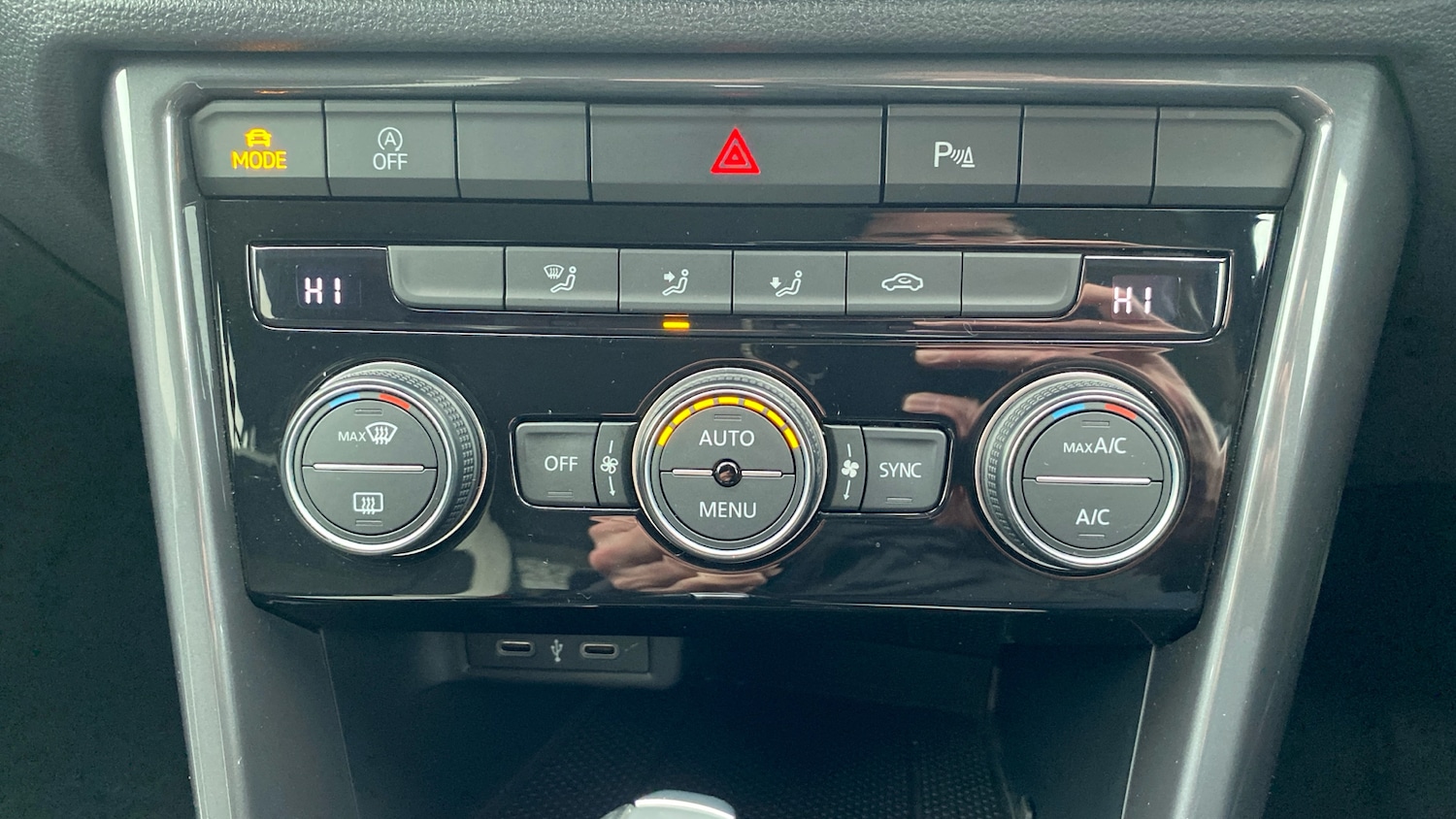 Used Volkswagen T-Roc 2021 for sale - 77663294: Photo 41