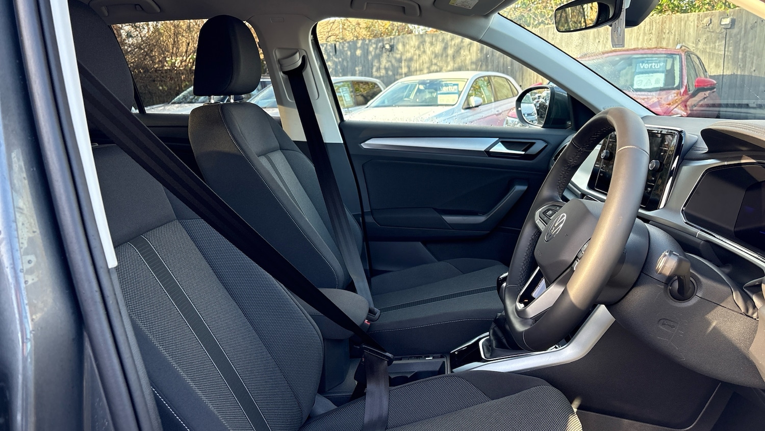 Used Volkswagen T-Roc 2025 for sale - 77013671: Photo 15