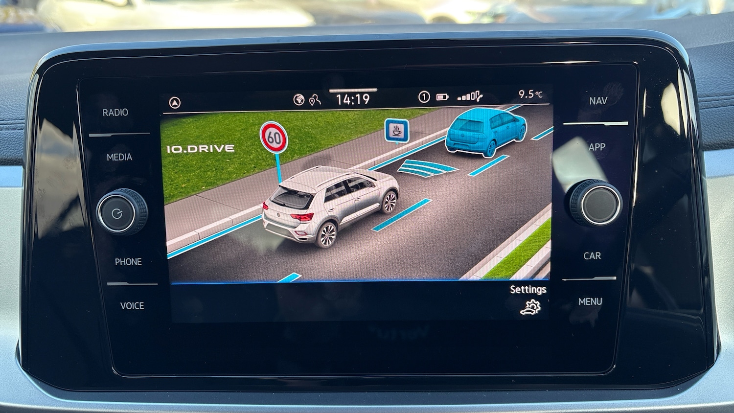 Used Volkswagen T-Roc 2025 for sale - 77013671: Photo 28