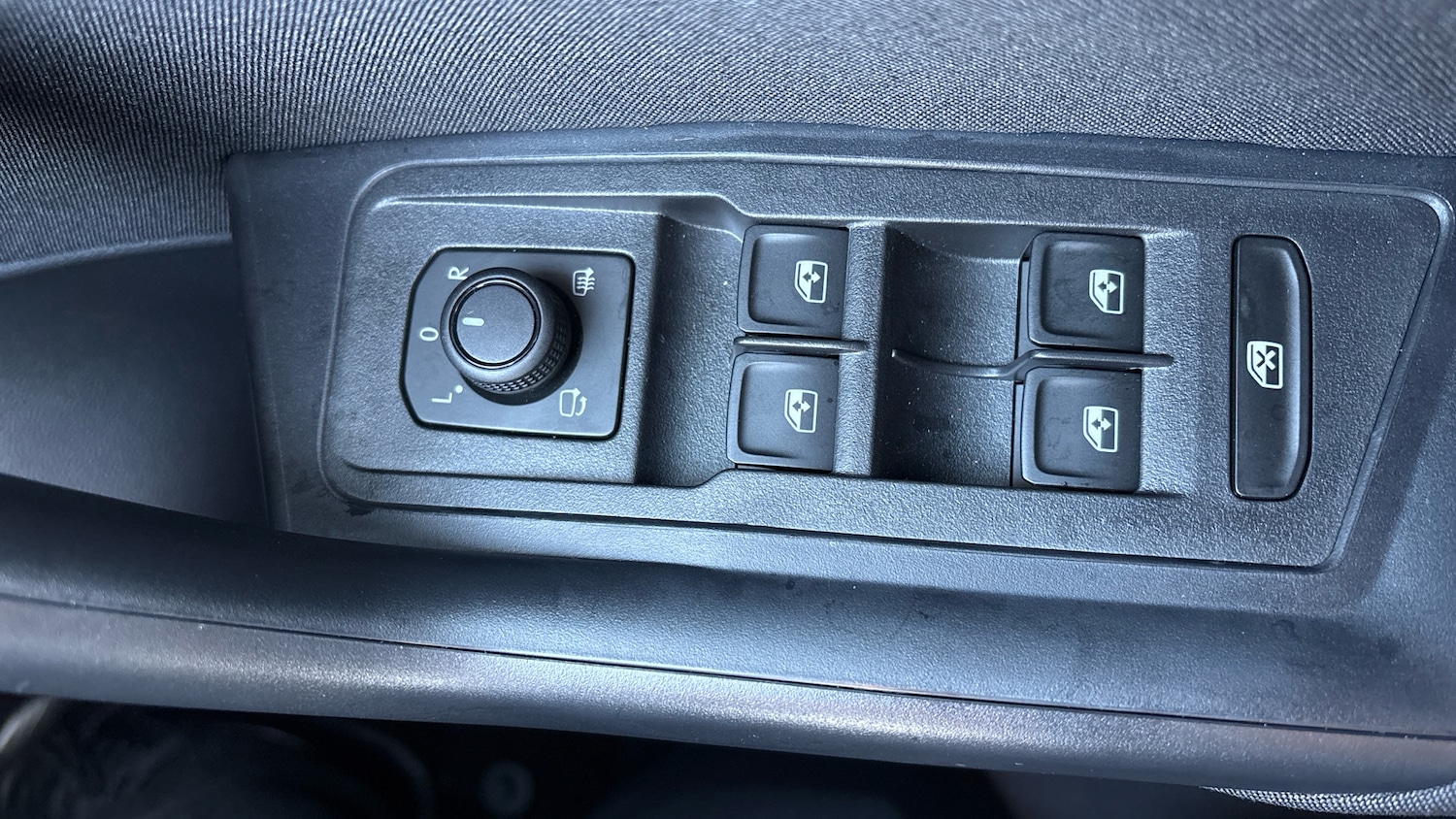 Used Volkswagen T-Roc 2025 for sale - 77013671: Photo 29