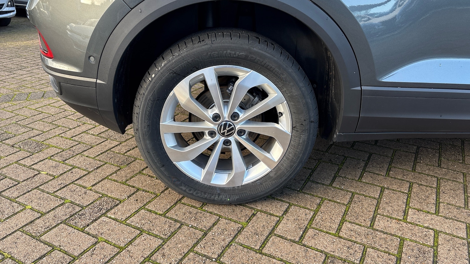 Used Volkswagen T-Roc 2025 for sale - 77013671: Photo 35