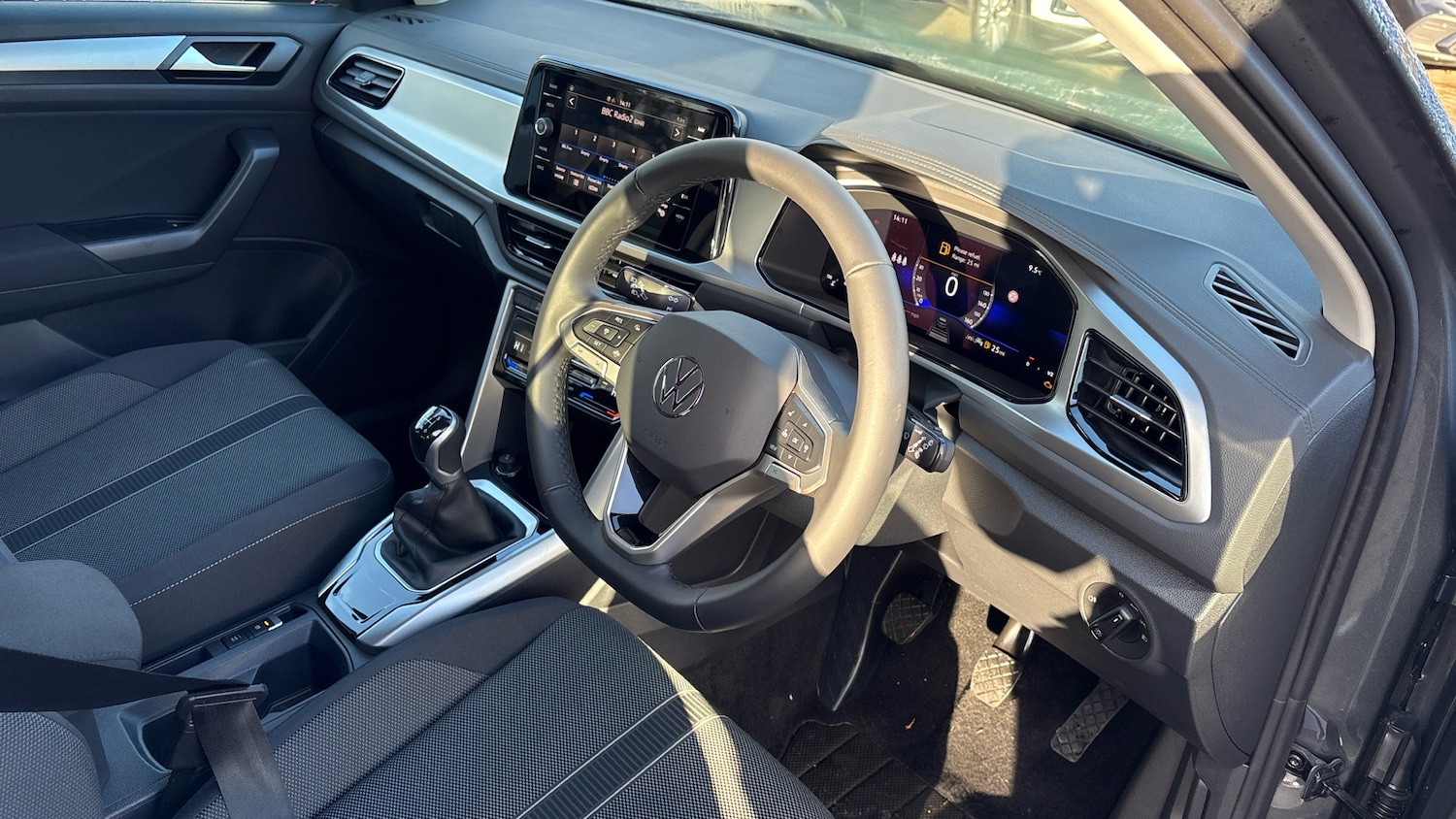 Used Volkswagen T-Roc 2025 for sale - 77013671: Photo 6