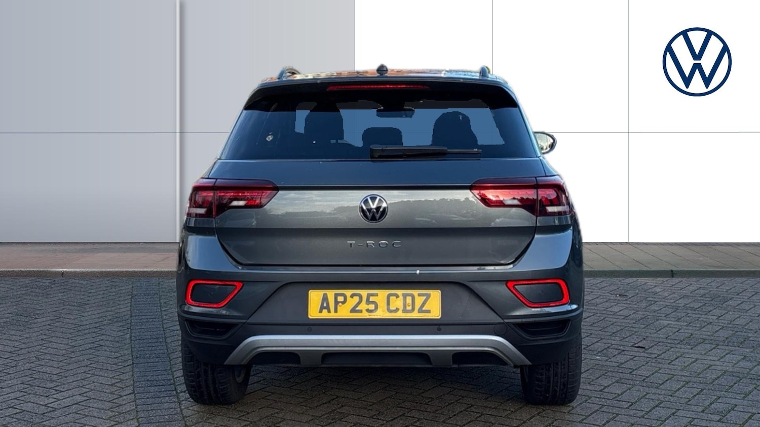 Used Volkswagen T-Roc 2025 for sale - 77013671: Photo 8