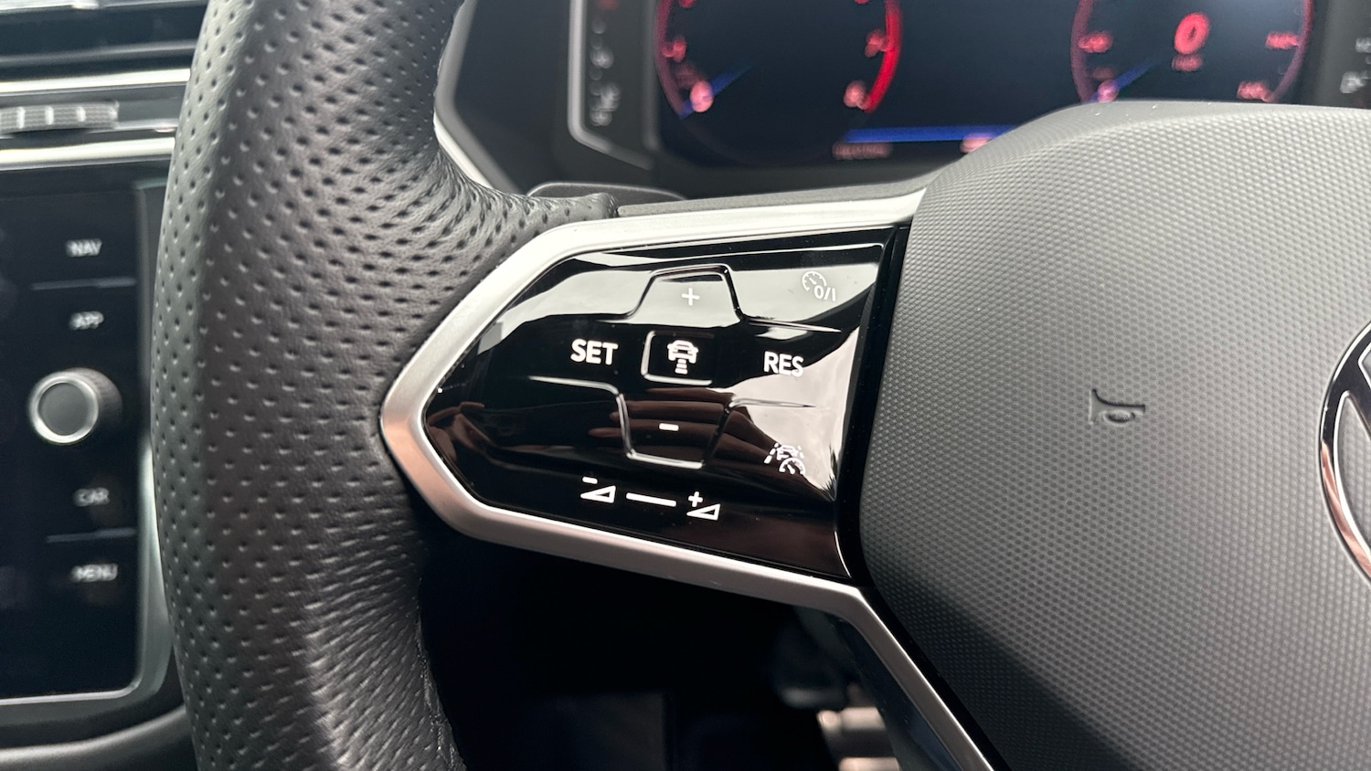 Used Volkswagen Tiguan 2023 for sale - 77619764: Photo 17