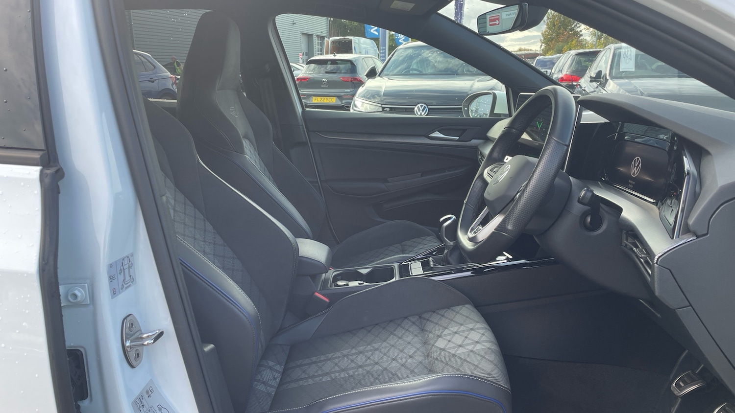 Used Volkswagen Golf 2024 for sale - 76479477: Photo 15