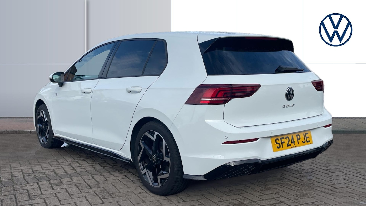 Used Volkswagen Golf 2024 for sale - 76479477: Photo 3