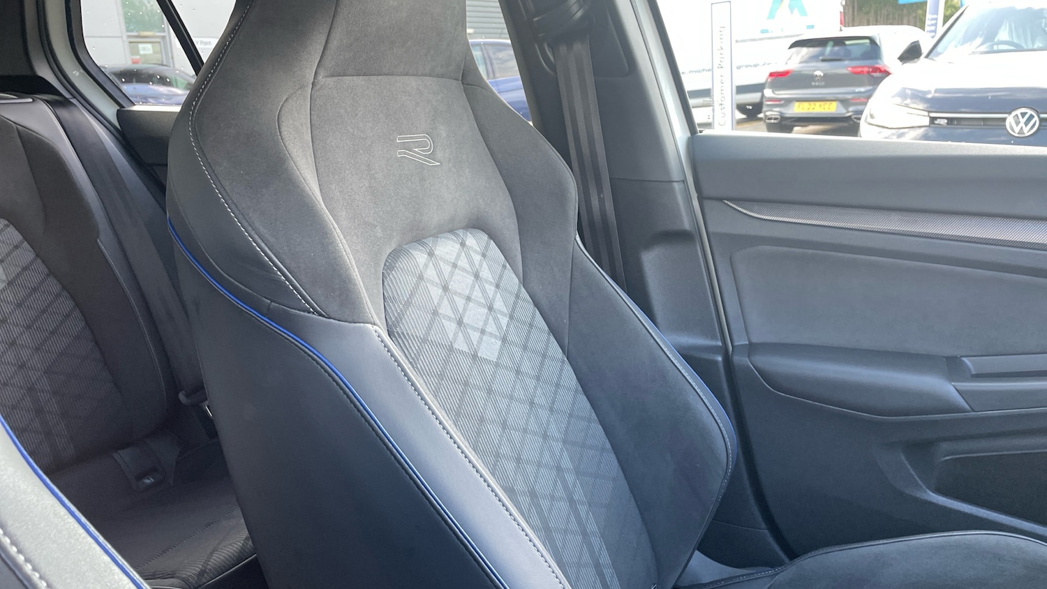 Used Volkswagen Golf 2024 for sale - 76479477: Photo 38