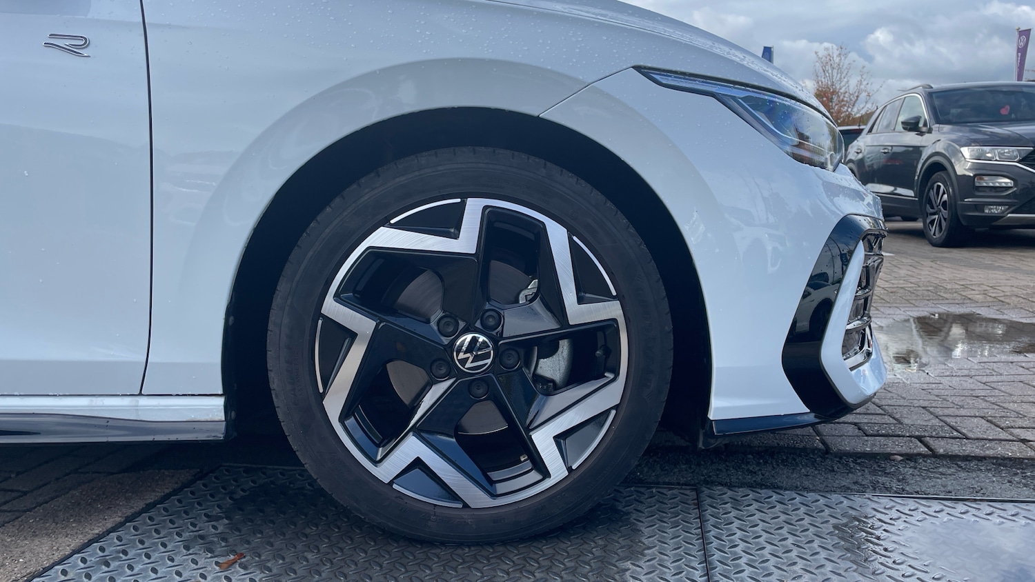 Used Volkswagen Golf 2024 for sale - 76479477: Photo 5