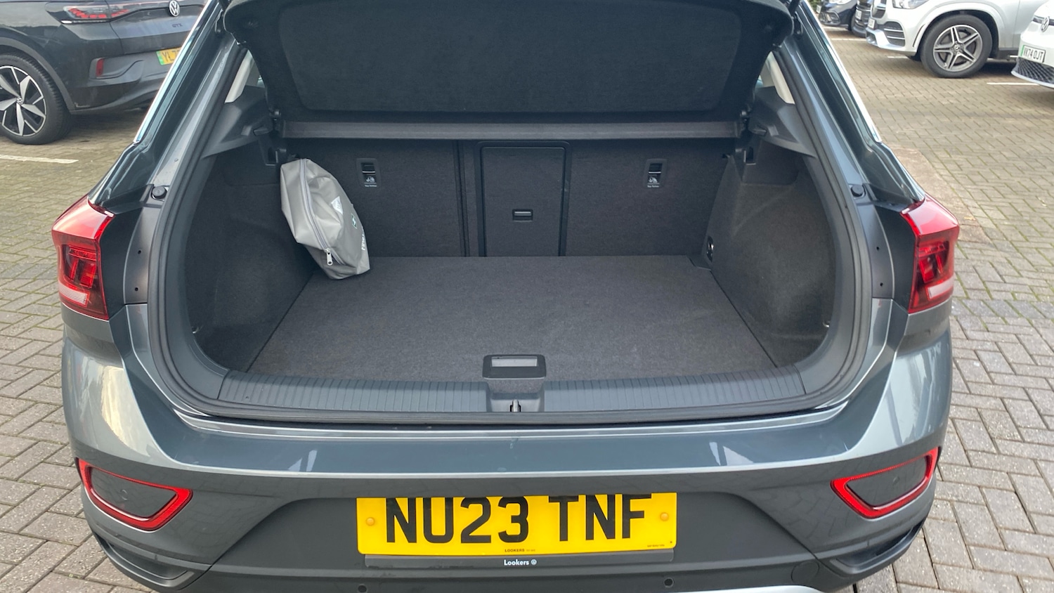 Used Volkswagen T-Roc 2023 for sale - 76779249: Photo 20