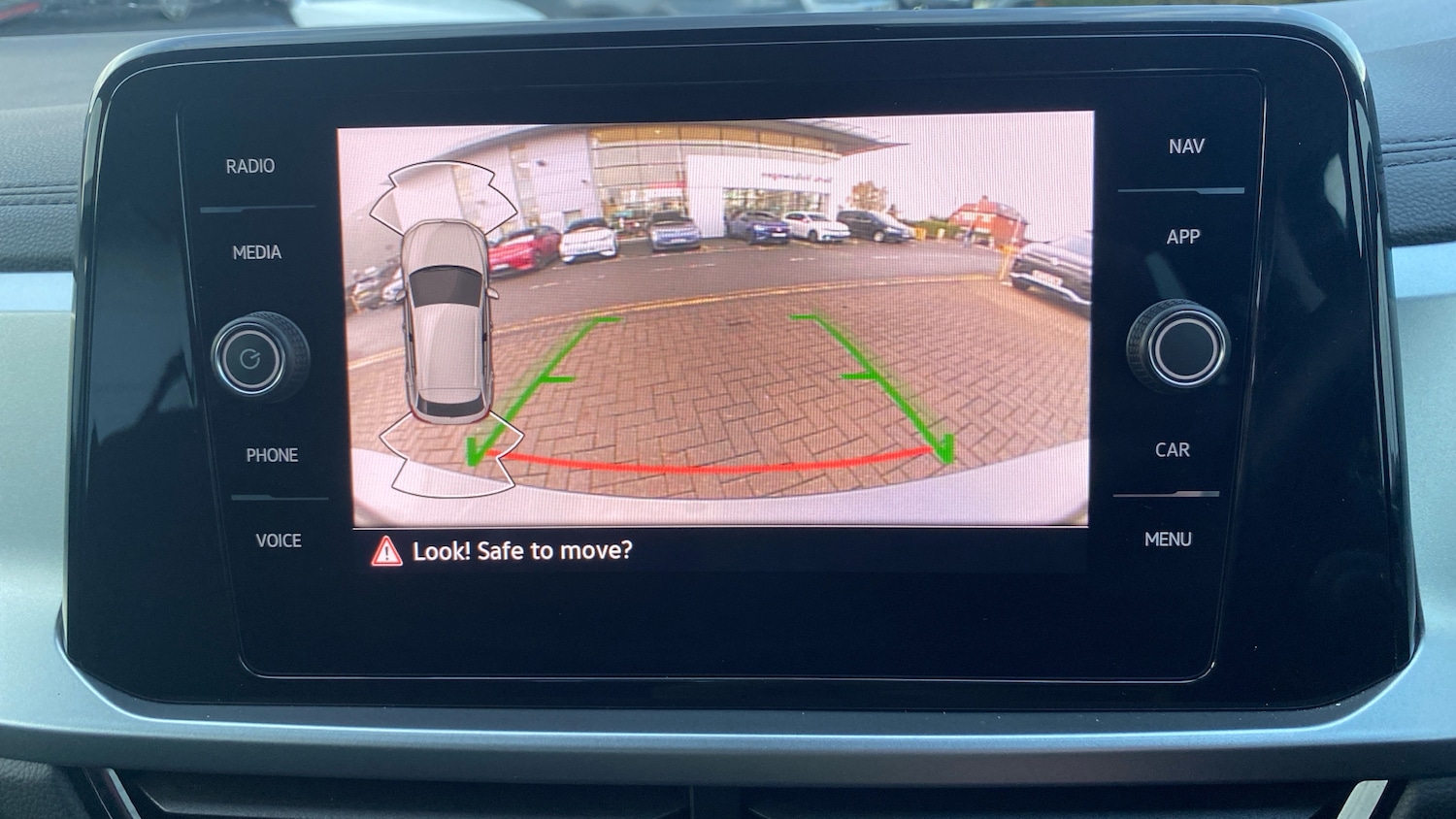 Used Volkswagen T-Roc 2023 for sale - 76779249: Photo 22