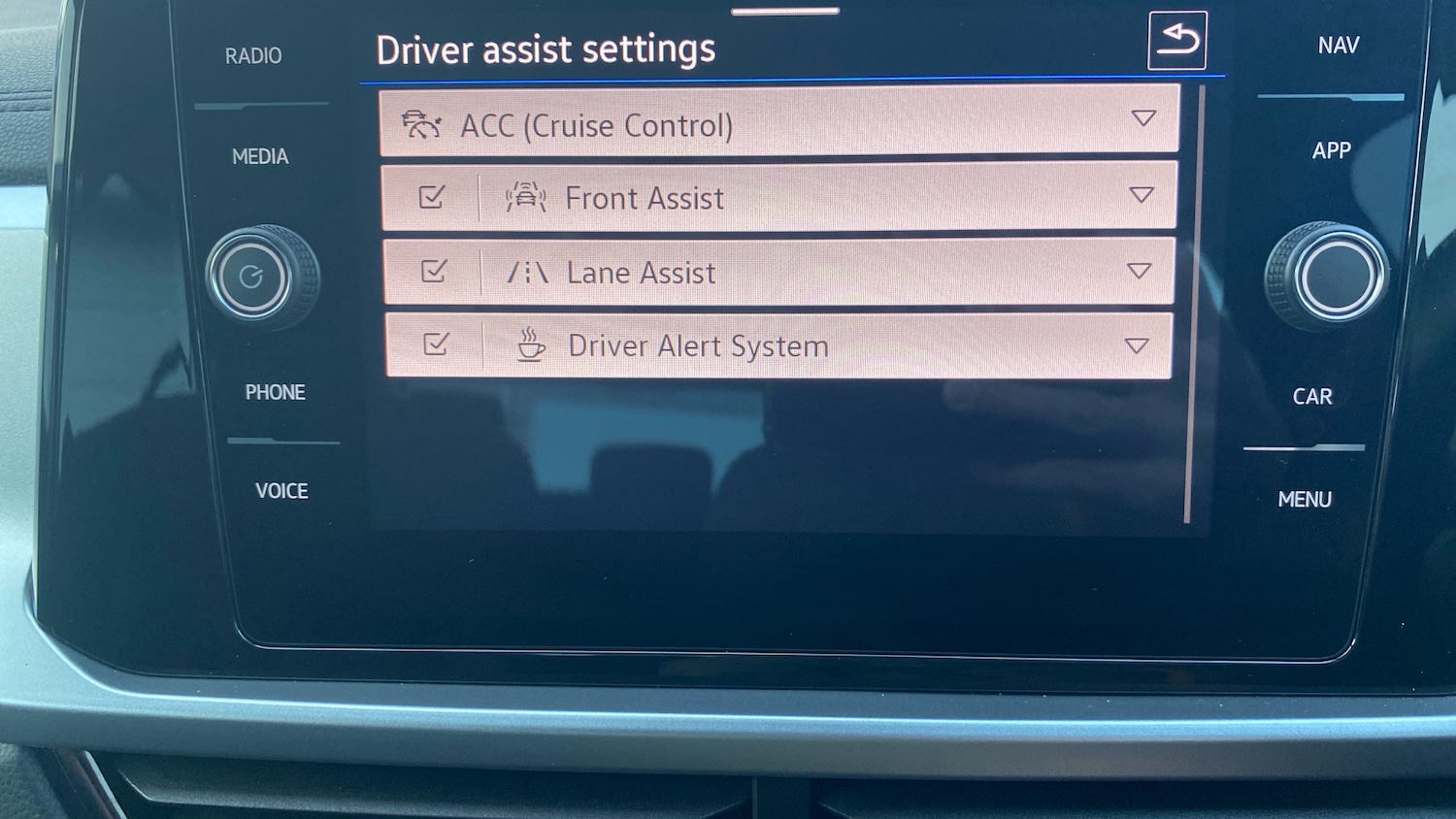 Used Volkswagen T-Roc 2023 for sale - 76779249: Photo 32