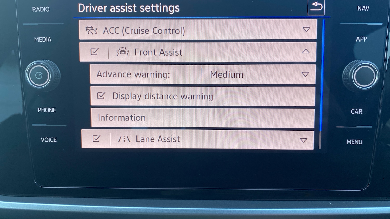 Used Volkswagen T-Roc 2023 for sale - 76779249: Photo 34