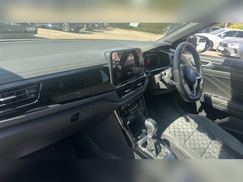 Used Volkswagen T-Roc 2026 for sale - 79330122: Photo