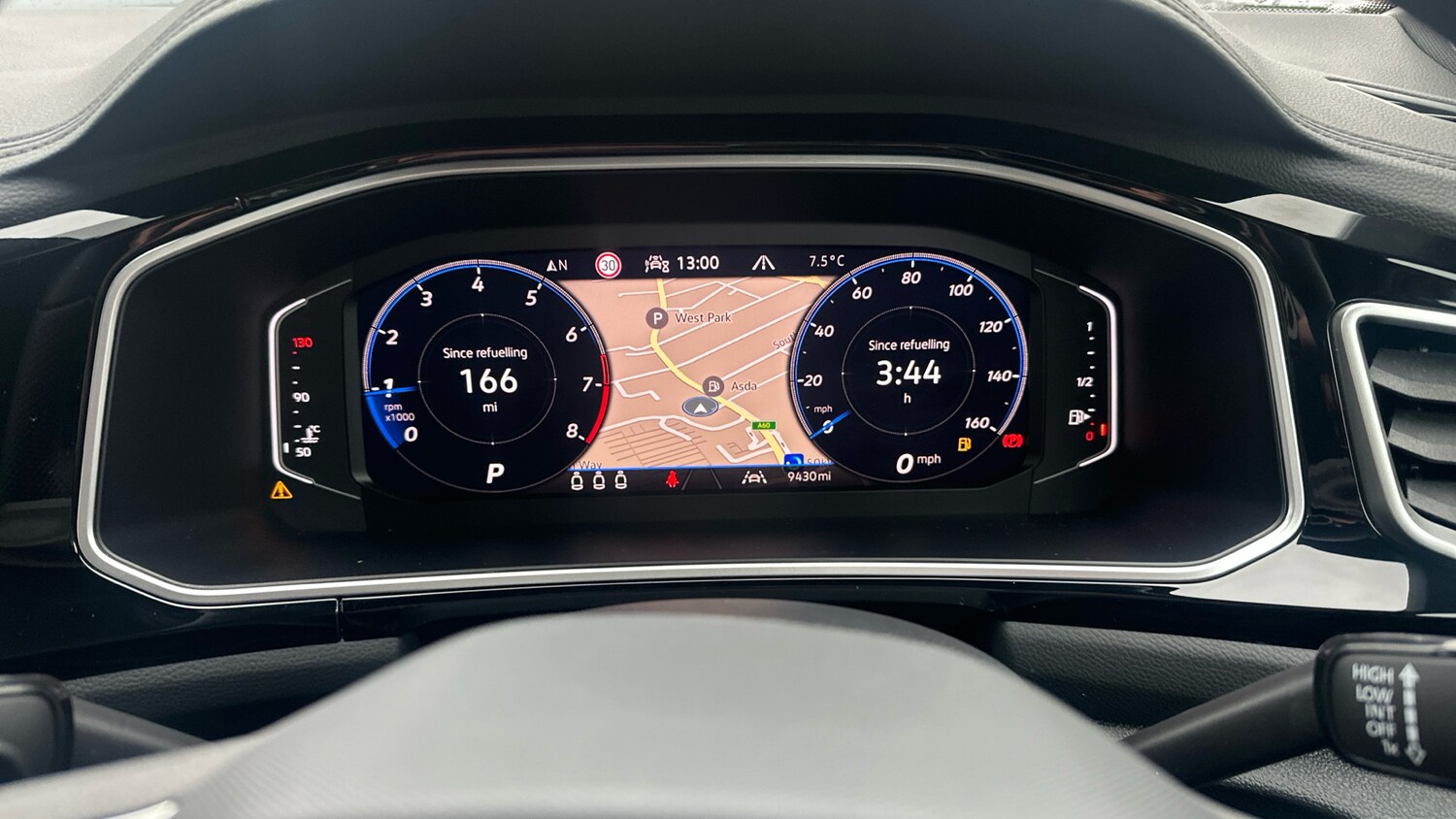 Used Volkswagen T-Roc 2025 for sale - 77365109: Photo 11