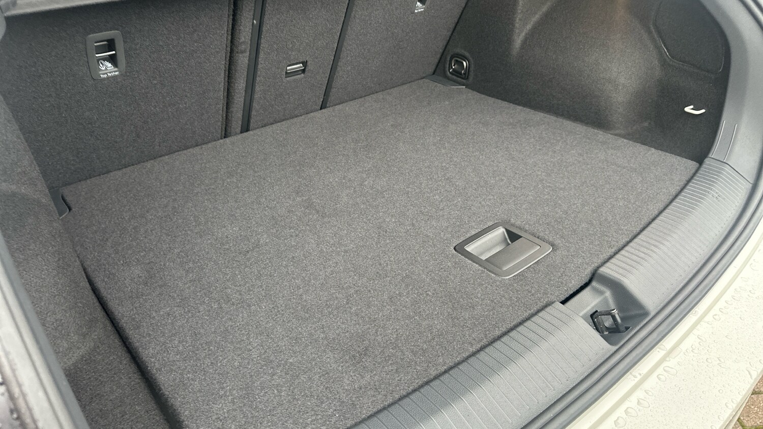 Used Volkswagen T-Roc 2025 for sale - 77365109: Photo 32