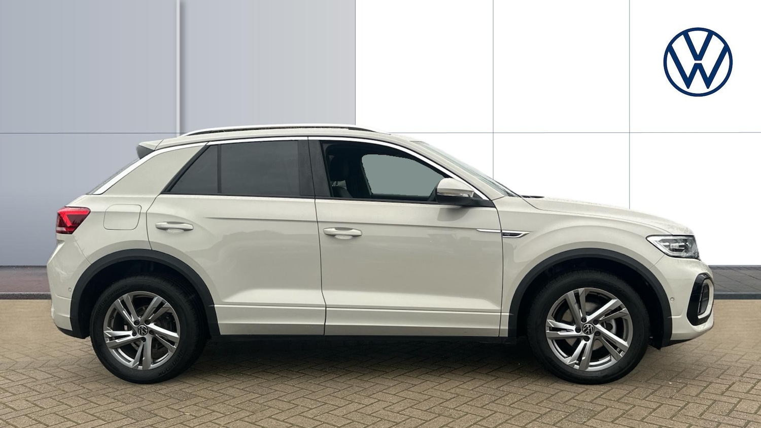 Used Volkswagen T-Roc 2025 for sale - 77365109: Photo 4