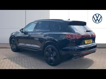 Used Volkswagen Touareg 2023 for sale - 74882849: Photo